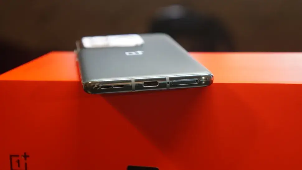 OnePlus 10 Pro design