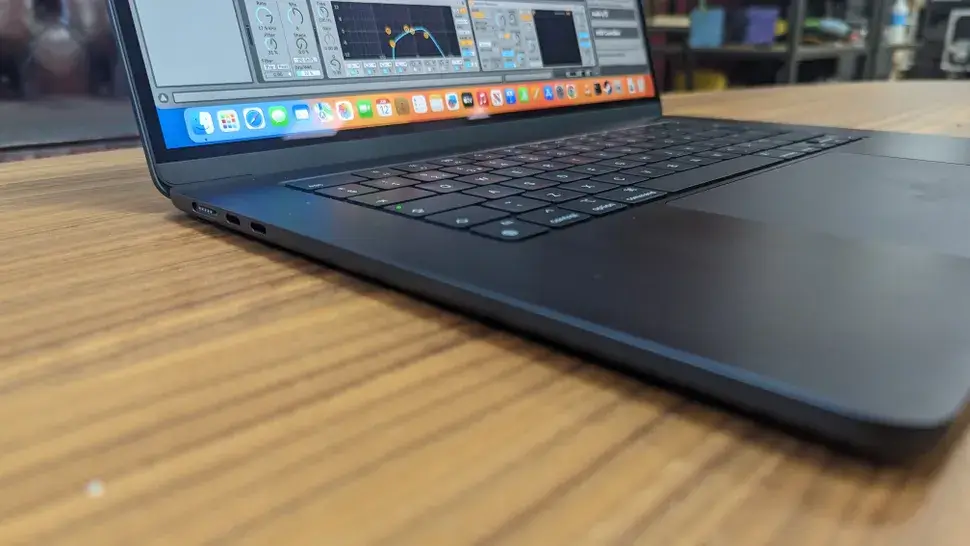 Apple MacBook Air 15-inch (2023) review Battery life