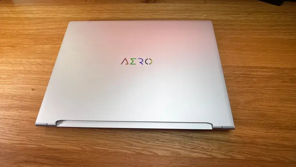 Gigabyte Aero 16-inch Laptop_1