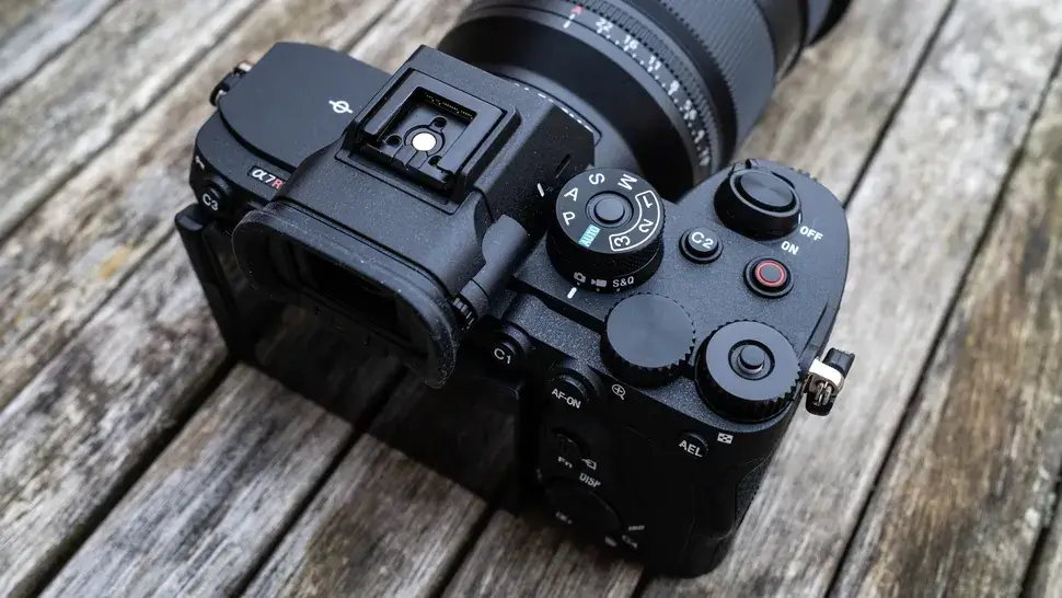 Sony A7R V features and performance_2