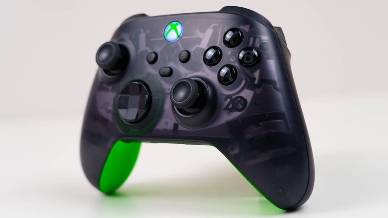 Xbox Wireless Controller 20th Anniversary Unboxing