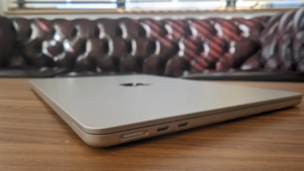 Apple MacBook Air 13-inch (M3) review Design_1