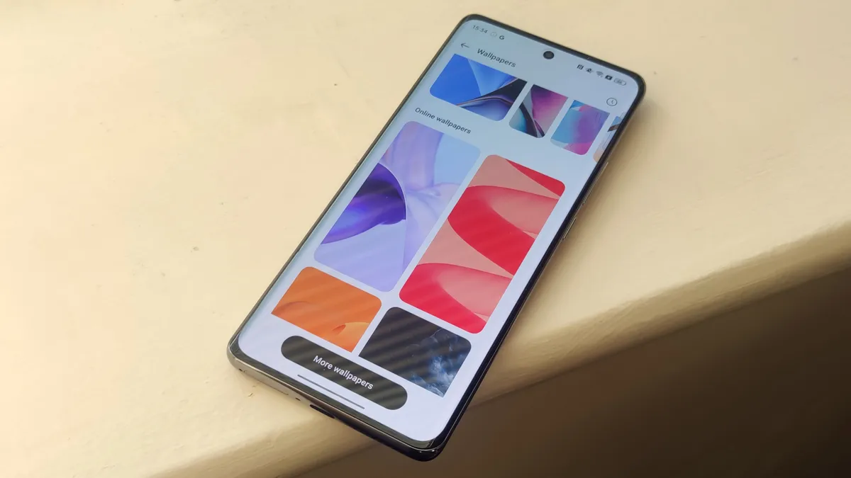 OPPO RENO 10 REVIEW DISPLAY