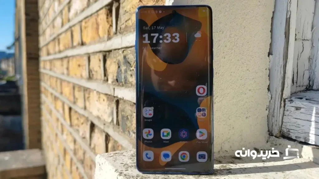 Motorola Edge 60 Pro review display