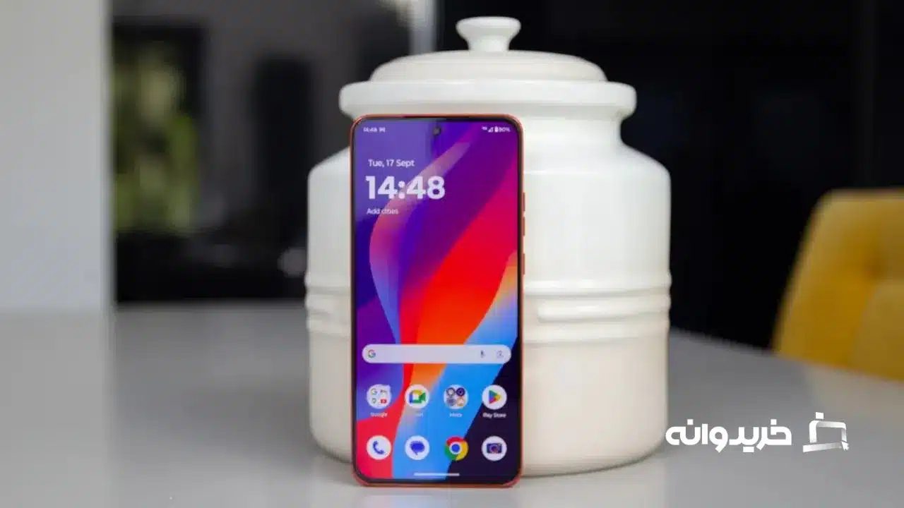 بررسی موتورولا اج ۵۰ نئو: طراحی و نمایشگر