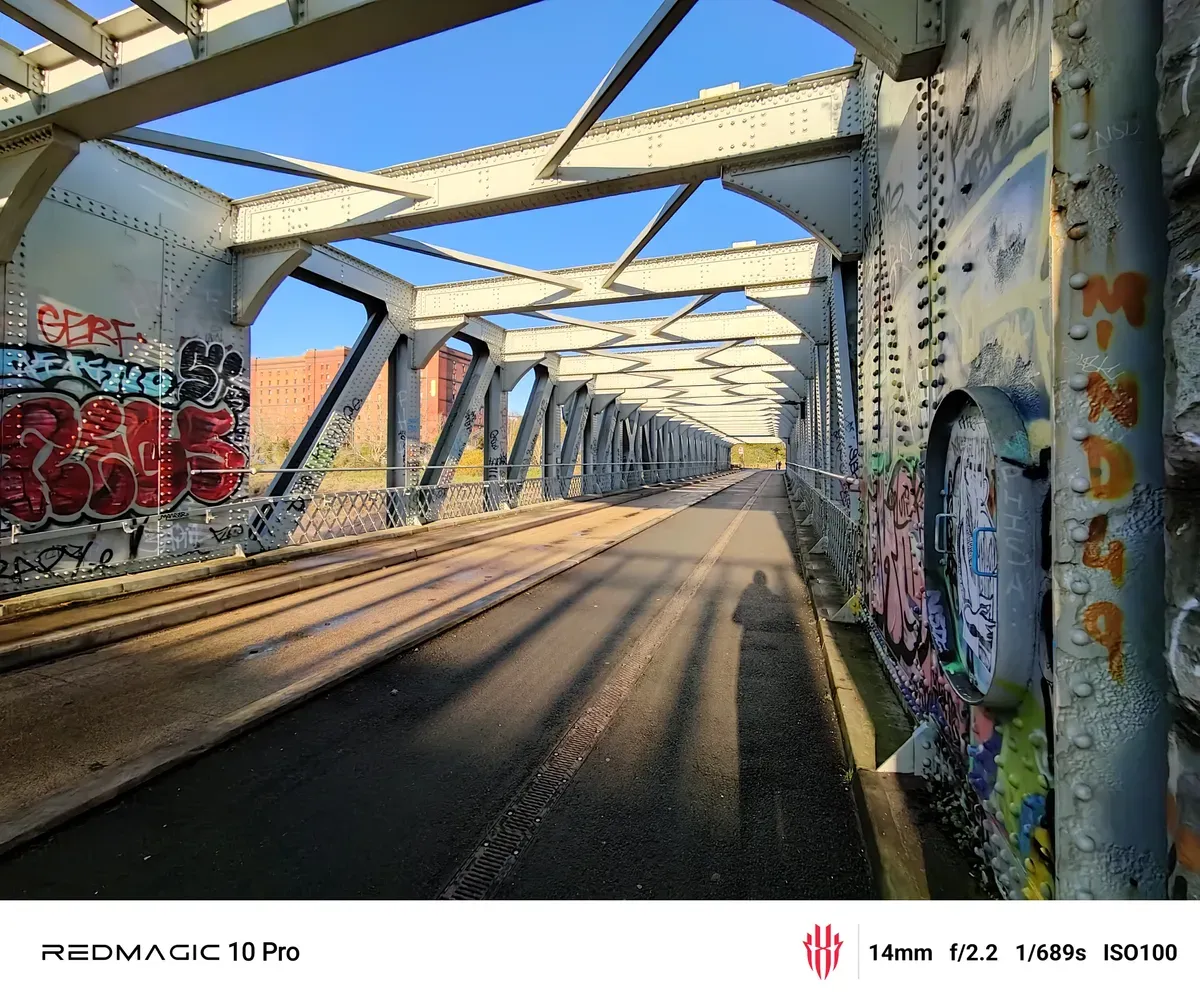 بررسی نوبیا رد مجیک ۱۰ پرو: نمونه‌ دوربین