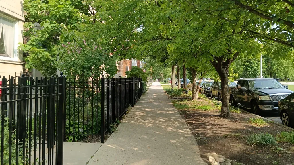 بررسی پوکو ام ۵: دوربین