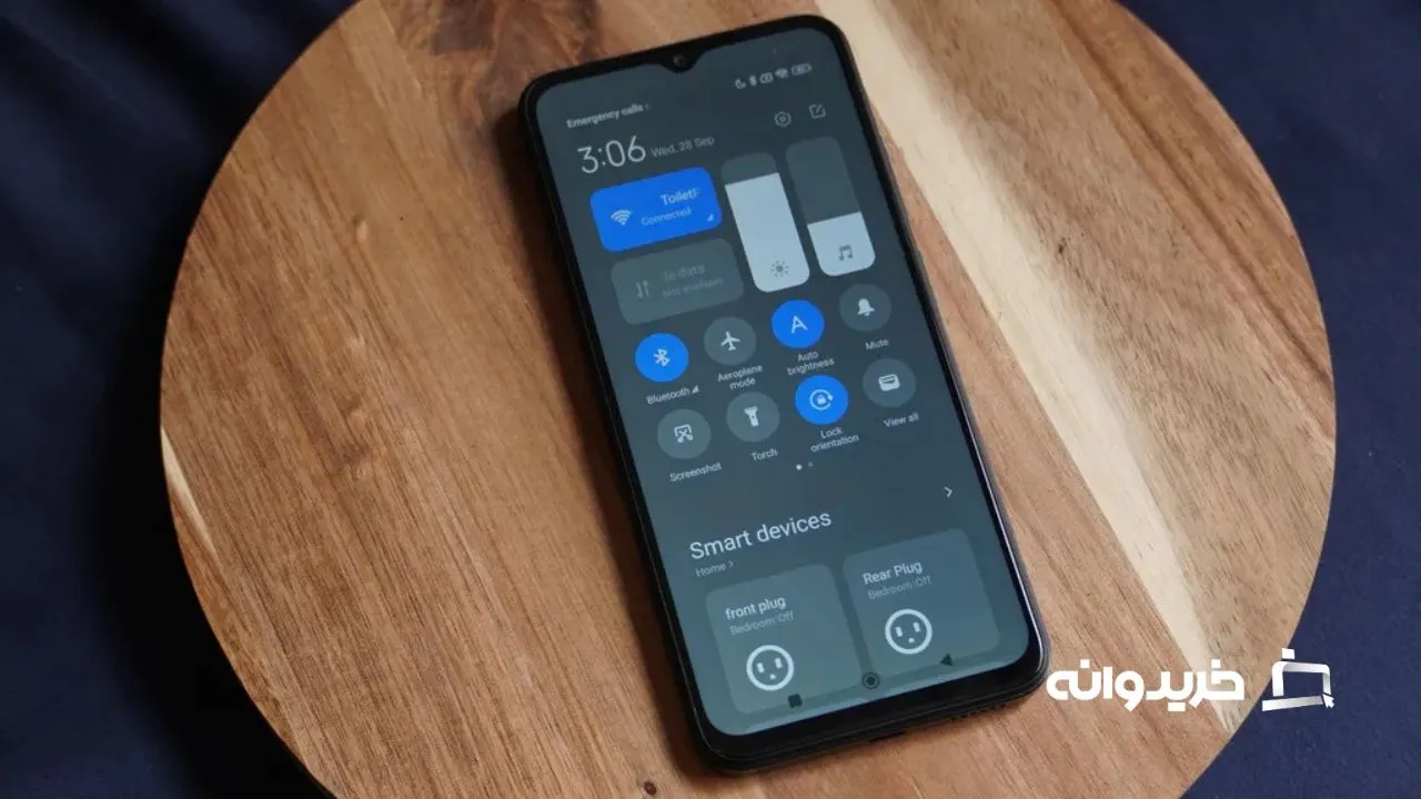 بررسی پوکو ام ۵: طراحی و صفحه نمایش