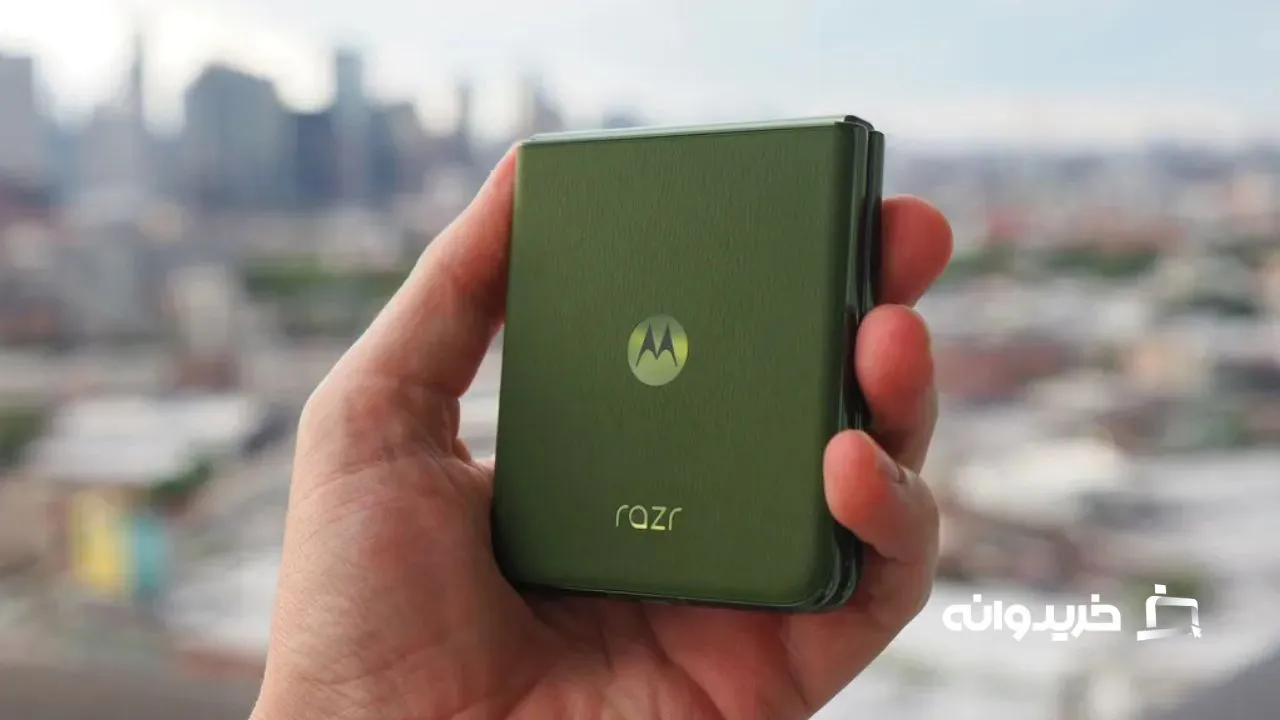 بررسی Razr 50 Ultra: طراحی