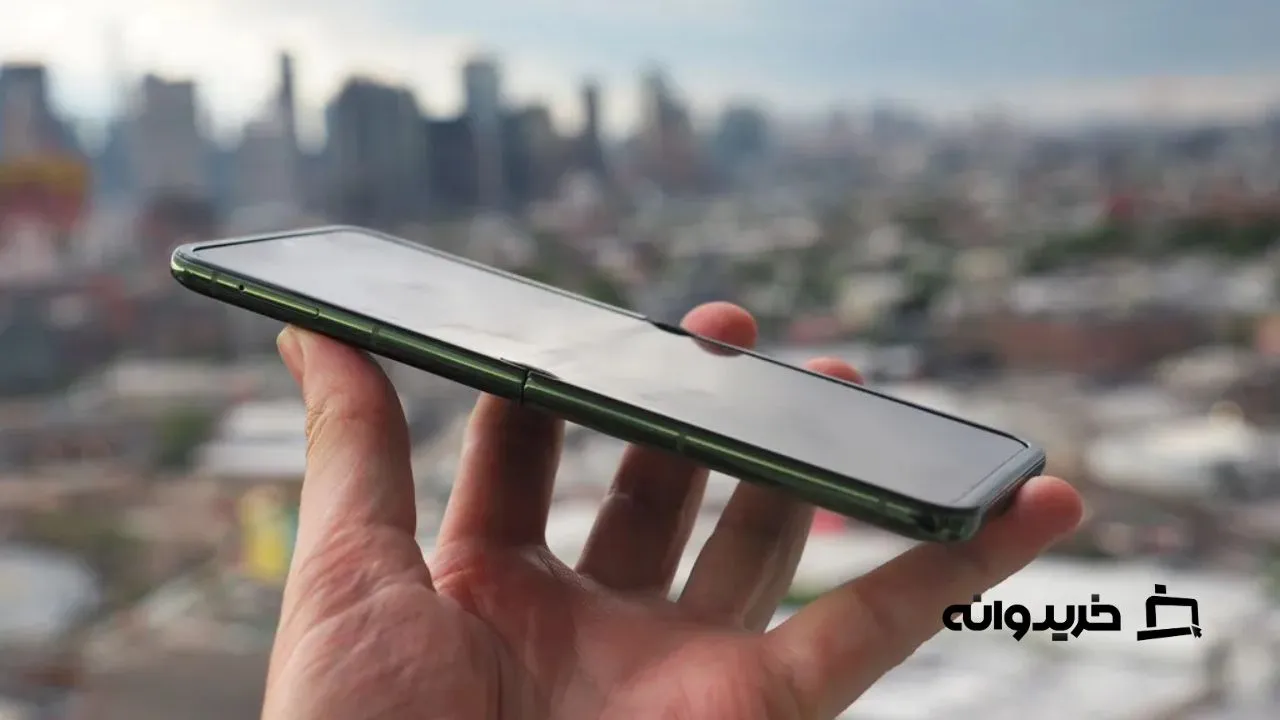 بررسی Razr 50 Ultra: عملکرد و باتری