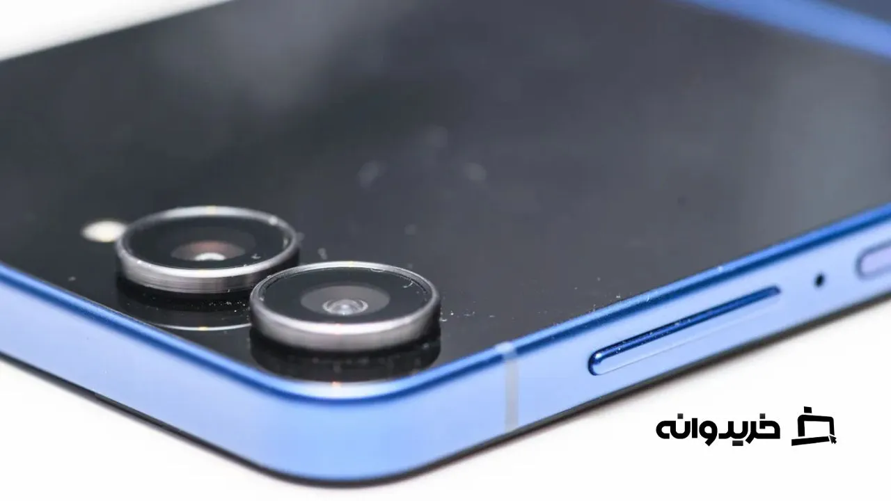 سامسونگ گلکسی زد فلیپ ۷ در مقابل موتورولا ریزر اولترا ۲۰۲۵: دوربین‌ها