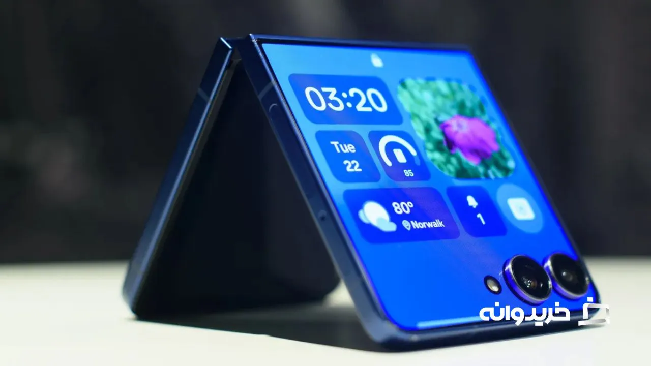 سامسونگ گلکسی زد فلیپ ۷ در مقابل موتورولا ریزر اولترا ۲۰۲۵: عملکرد و نرم‌افزار