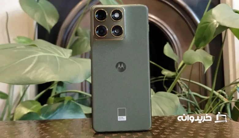بررسی گوشی موتورولا اج 70