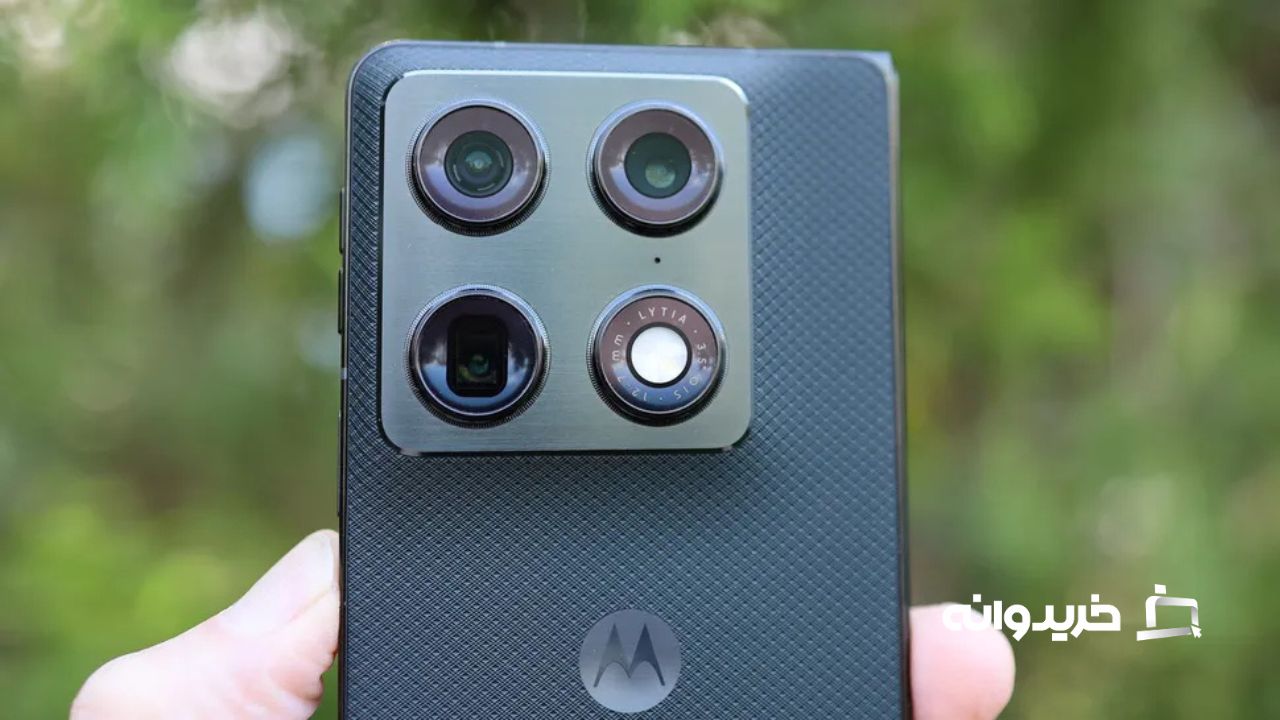 Motorola Razr Fold review Cameras