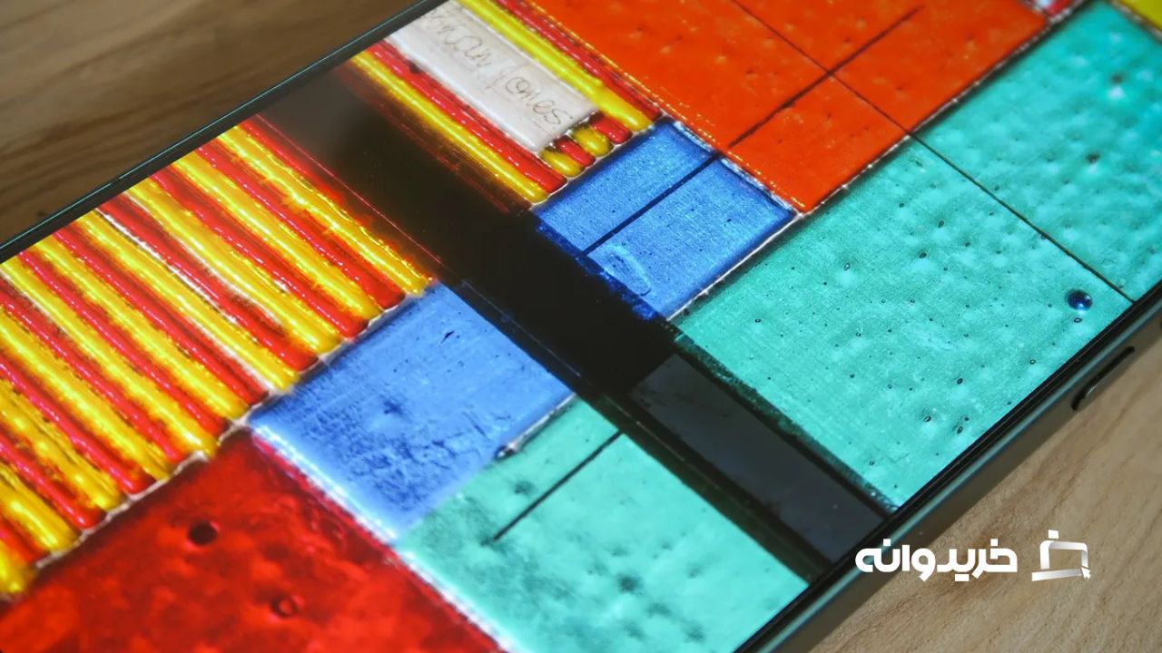 Xiaomi 17 Ultra review display